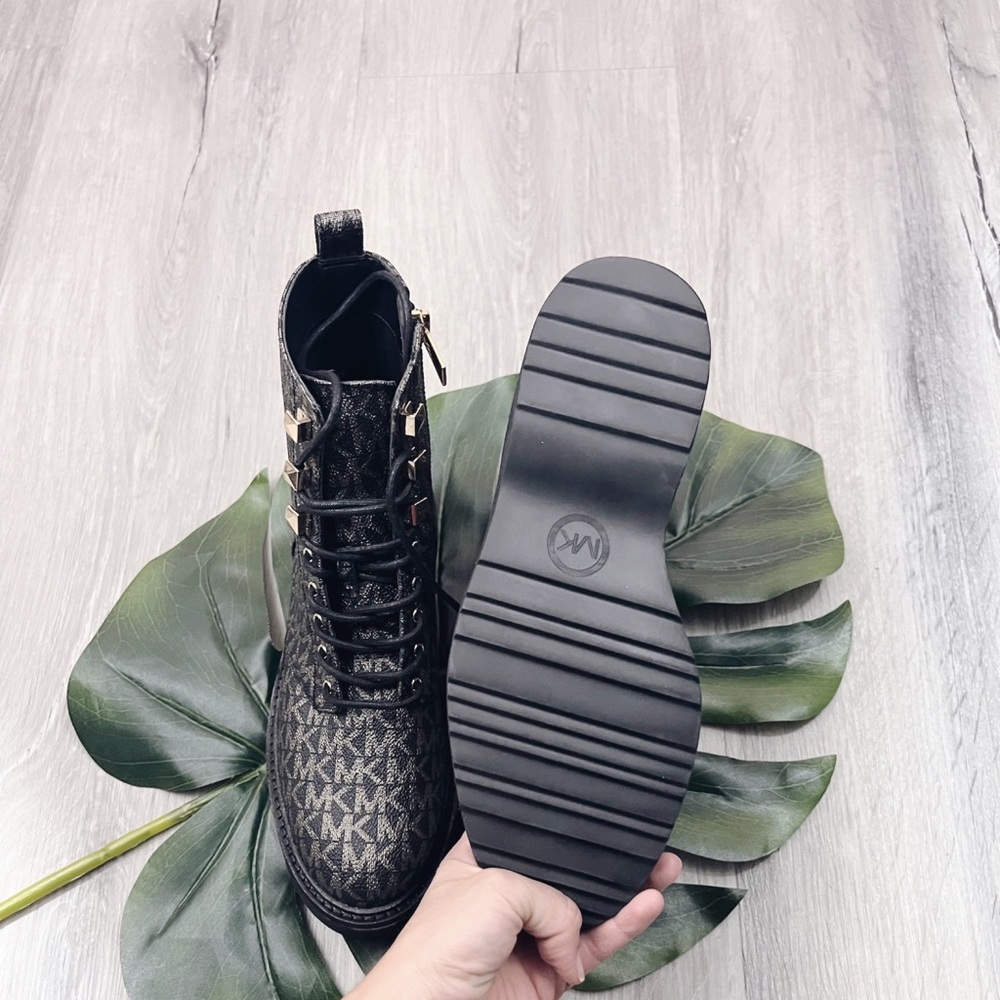 MICHAEL KORS
Haskell Metallic Logo Combat Boot✨brand new - Picture 3 of 9
